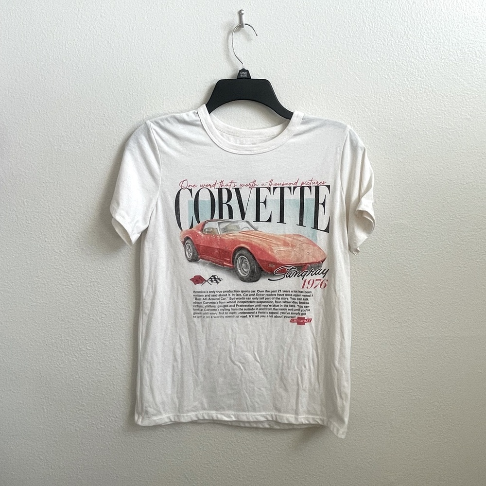 Graphic T
